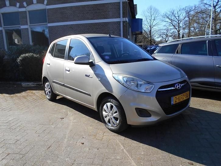 Occasion Hyundai i10 69 PK (50 kW) 2013 Beige Hatchback