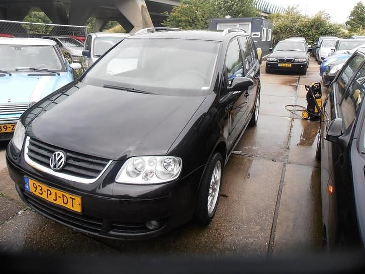 Occasion VW Touran Highline 150 PK (110 kW) 2004 MPV