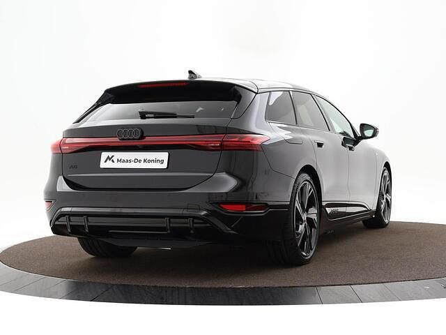 Nieuw Audi A6 e-tron S-Line 269 kW (367 PK) 2025 Zwart, metallic lak Stationwagen