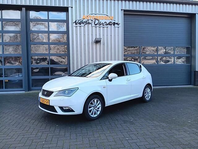 Wit Occasion 2014 Seat Ibiza Style Hatchback | € 6.950 (Eerlijke prijs) - Afbeelding 1/4