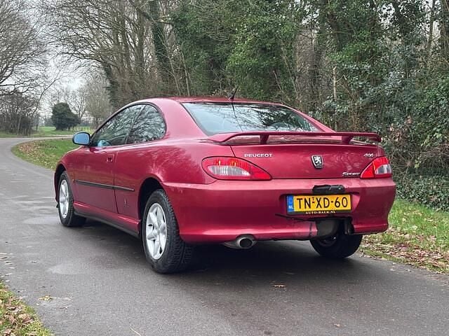 Occasion Peugeot 406 132 PK (97 kW) 1998 Rood Coupé