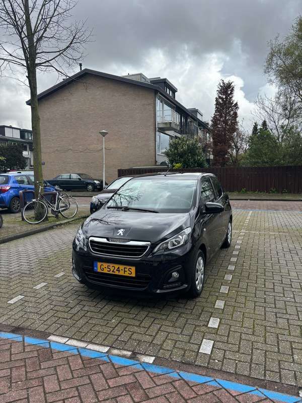 Zwart Gebruikt 2019 Peugeot 108 Active Hatchback | € 7.900 (Goede deal) - Afbeelding 1/4