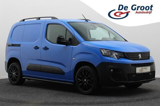 Blauw Occasion 2023 Peugeot Partner MPV | € 18.950 (Eerlijke prijs) - Afbeelding 1/4
