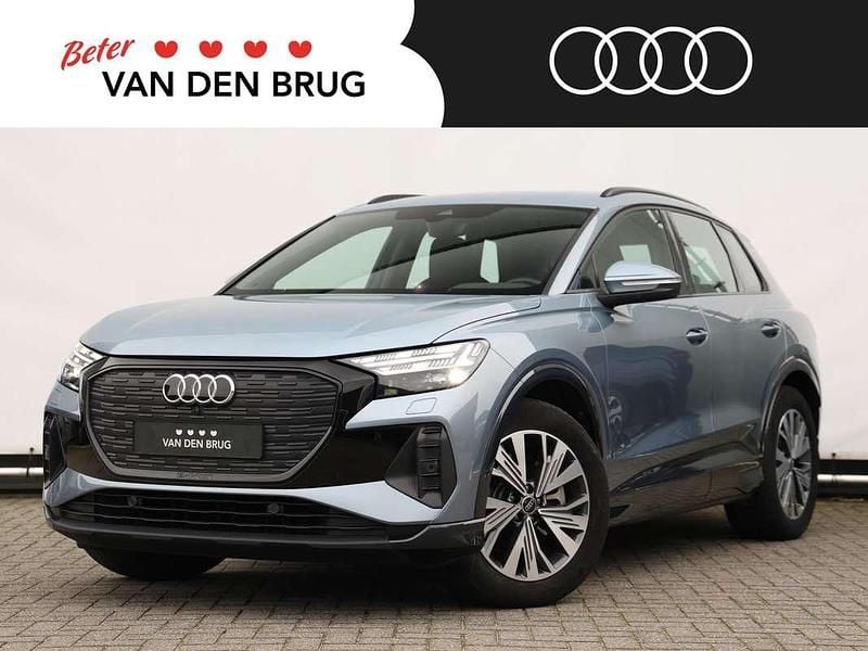 Blauw Gebruikt 2023 Audi Q4 e-tron Advanced SUV | € 35.800 (Iets duurder) - Afbeelding 1/4