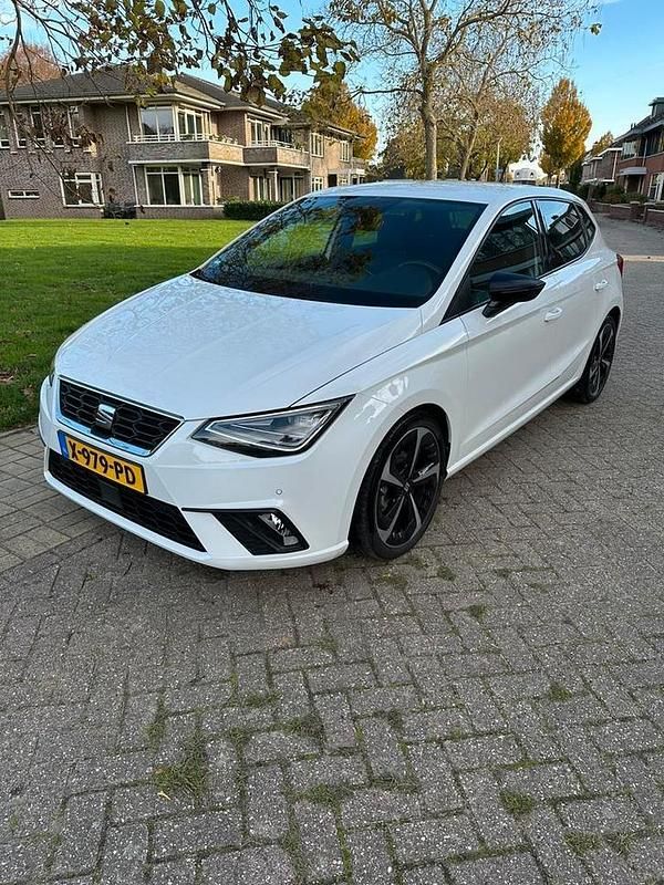 Occasion Seat Ibiza FR 110 PK (80 kW) 2023 Wit Hatchback