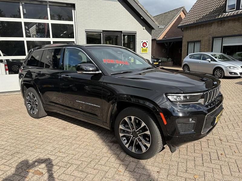 Occasion Jeep Grand Cherokee Overland 272 PK (200 kW) 2023 Zwart SUV