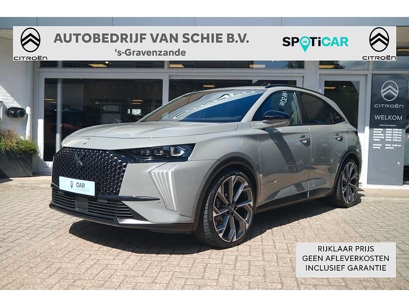 Grijs, metallic lak Gebruikt 2023 DS Automobiles DS7 Crossback SUV | € 53.950 - Afbeelding 1/4