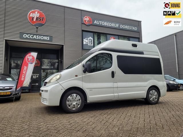 Wit Gebruikt 2005 Opel Vivaro Van | € 11.999 - Afbeelding 1/4
