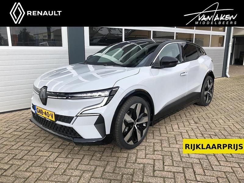 Grijs Occasion 2024 Renault Mégane IV Techno Hatchback | € 29.500 (Eerlijke prijs) - Afbeelding 1/4