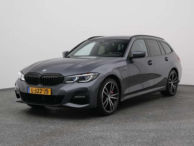 Occasion BMW 320e M Sport 2021 Grijs (metallic) Stationwagen
