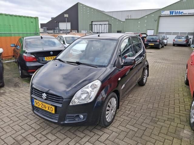 Zwart Gebruikt 2008 Suzuki Splash Exclusive Hatchback | € 3.300 (Eerlijke prijs) - Afbeelding 1/4