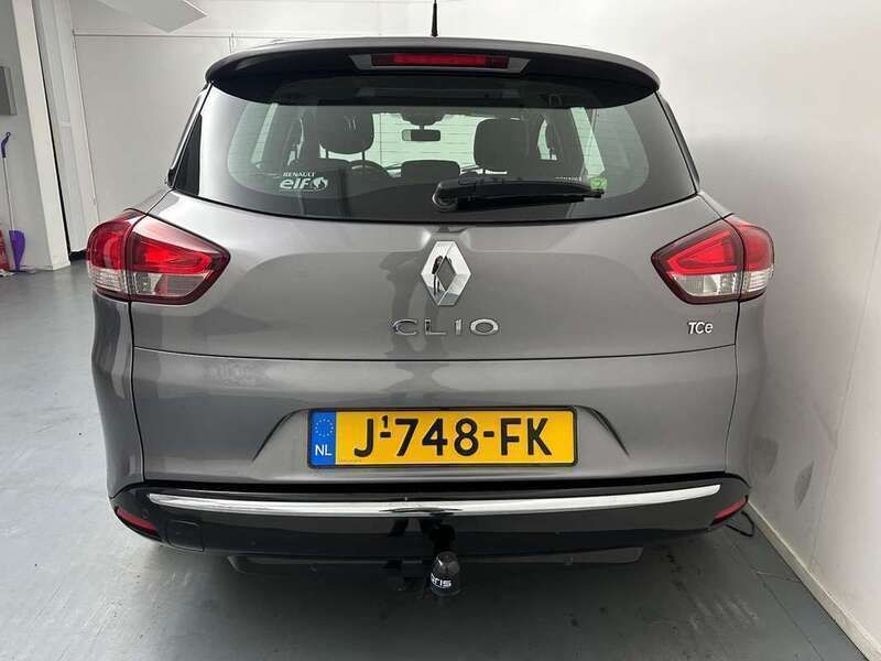 Occasion Renault Clio GrandTour Dynamique 90 PK (66 kW) 2013 Grijs, metallic lak Stationwagen