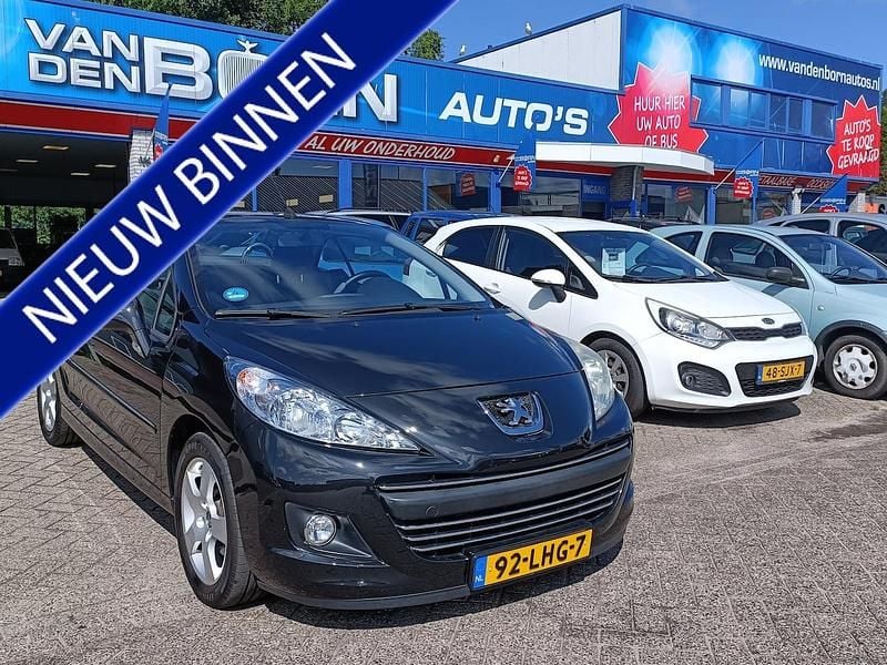 Zwart (metallic) Gebruikt 2010 Peugeot 207 CC Cabriolet | € 4.999 (Duur) - Afbeelding 1/4