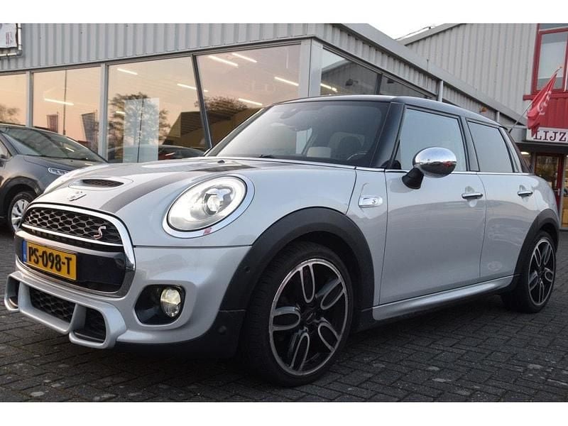 Occasion Mini Cooper SD Business 170 PK (125 kW) 2017 Wit Hatchback