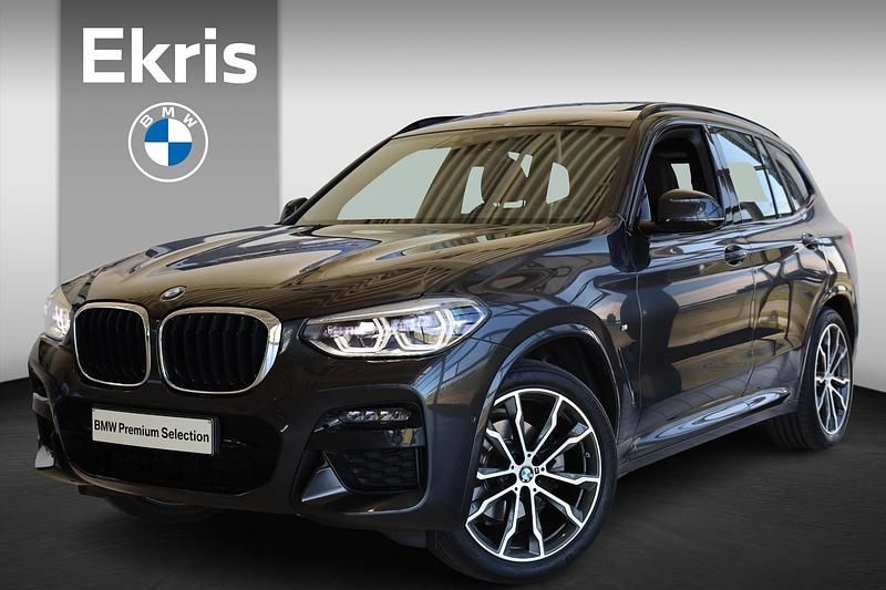 Grijs Gebruikt 2021 BMW X3 Executive SUV | € 46.750 (Iets duurder) - Afbeelding 1/4
