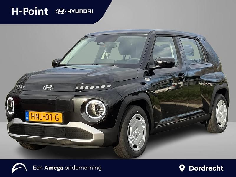 Zwart Nieuw 2025 Hyundai Inster Hatchback | € 24.590 (Goede deal) - Afbeelding 1/4