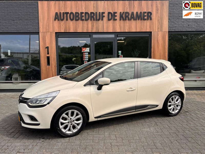 Hatchback Gebruikt 2017 Renault Clio IV LIMITED Hatchback | € 8.795 (Eerlijke prijs) - Afbeelding 1/4