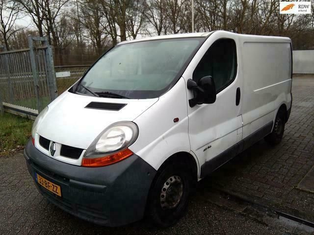 Wit Gebruikt 2002 Renault Trafic Van | € 1.395 (Super prijs) - Afbeelding 1/4