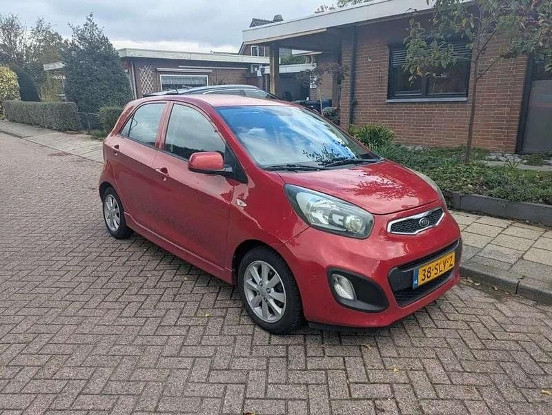 Rood Gebruikt 2011 Kia Picanto Comfort Hatchback | € 4.000 (Eerlijke prijs) - Afbeelding 1/4