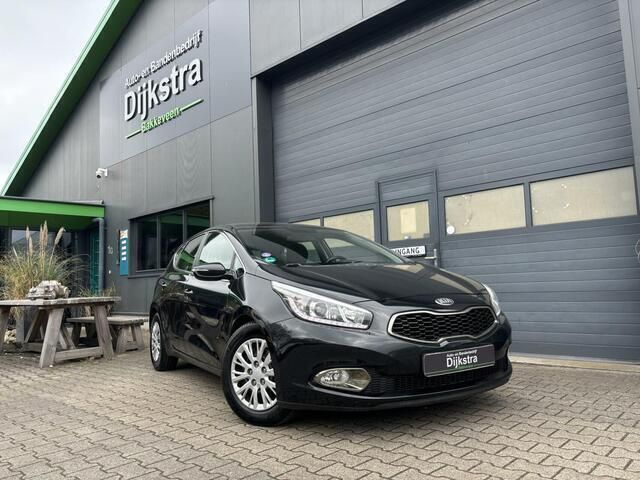 Occasion Kia Ceed 135 PK (99 kW) 2013 Zwart Hatchback