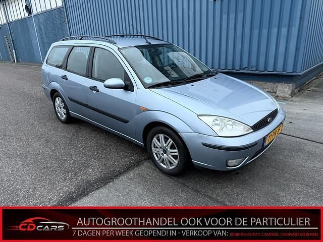 Occasion Ford Focus Futura 101 PK (74 kW) 2004 Grijs Stationwagen