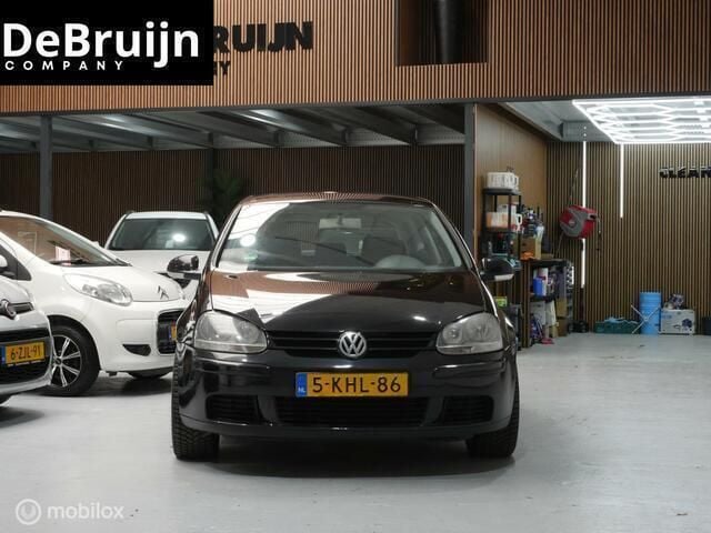 Zwart Gebruikt 2004 VW Golf IV Comfortline Hatchback | € 1.000 (Super prijs) - Afbeelding 1/4