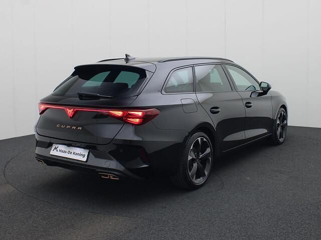 Nieuw Cupra Leon 204 PK (150 kW) 2025 Zwart Stationwagen