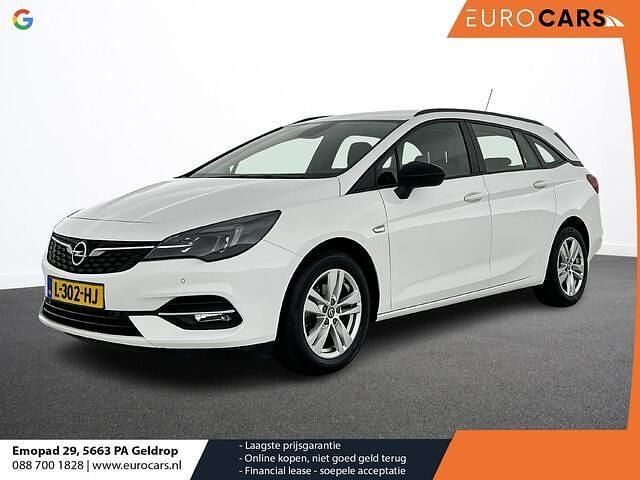 Wit Occasion 2021 Opel Astra Edition Stationwagen | € 12.890 (Goede deal) - Afbeelding 1/4