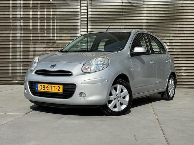 Grijs, metallic lak Occasion 2011 Nissan Micra S Hatchback | € 5.950 (Iets duurder) - Afbeelding 1/4