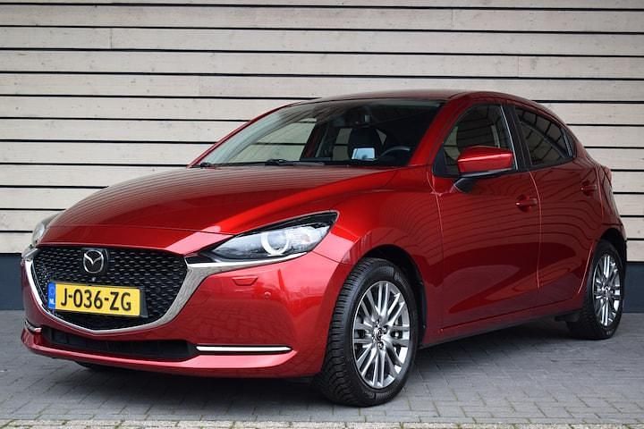 Occasion Mazda 2 Signature 90 PK (66 kW) 2020 Rood metallic Hatchback