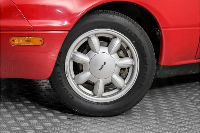Occasion Mazda MX5 116 PK (85 kW) 1992 Rood Cabriolet
