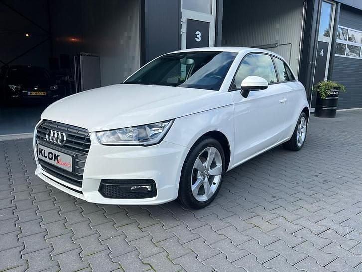 Wit Gebruikt 2015 Audi A1 Sport Hatchback | € 10.999 (Iets duurder) - Afbeelding 1/1