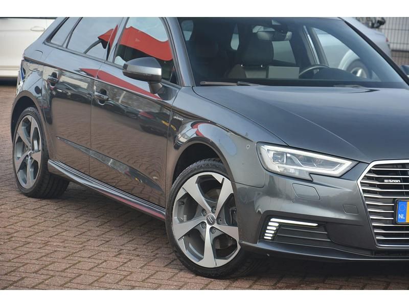 Occasion Audi A3 Sport 150 PK (110 kW) 2016 Grijs Hatchback