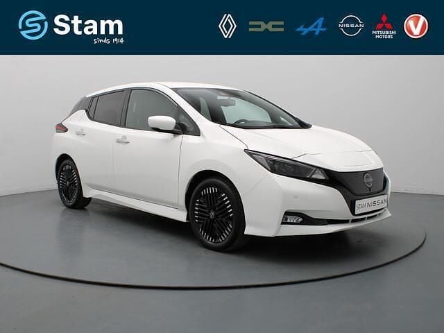 Wit Gebruikt 2024 Nissan Leaf N-Connecta Hatchback | € 20.790 (Iets duurder) - Afbeelding 1/4