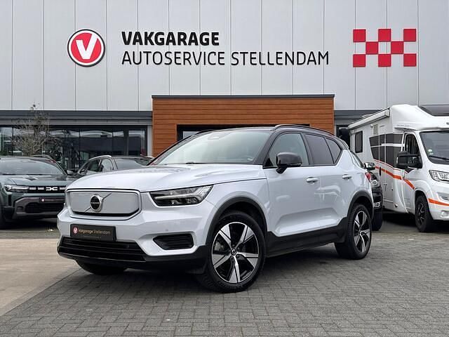Grijs Occasion 2022 Volvo XC40 Pro SUV | € 31.950 (Eerlijke prijs) - Afbeelding 1/4