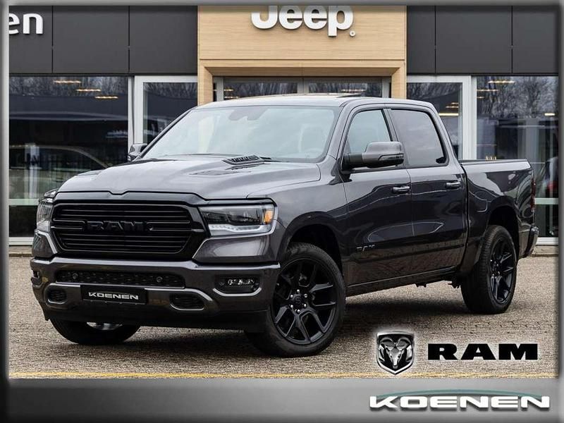 Zwart Nieuw 2024 Dodge Ram Pickup | € 69.900 (Super prijs) - Afbeelding 1/4