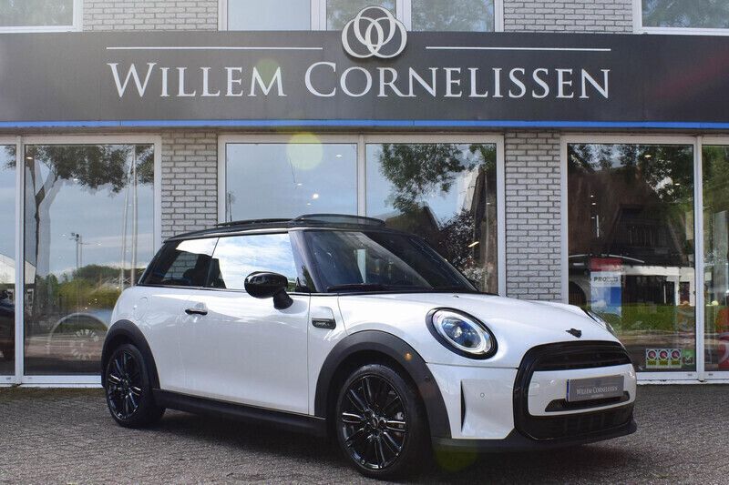 Wit Gebruikt 2023 Mini Cooper Hatchback | € 26.950 (Duur) - Afbeelding 1/4