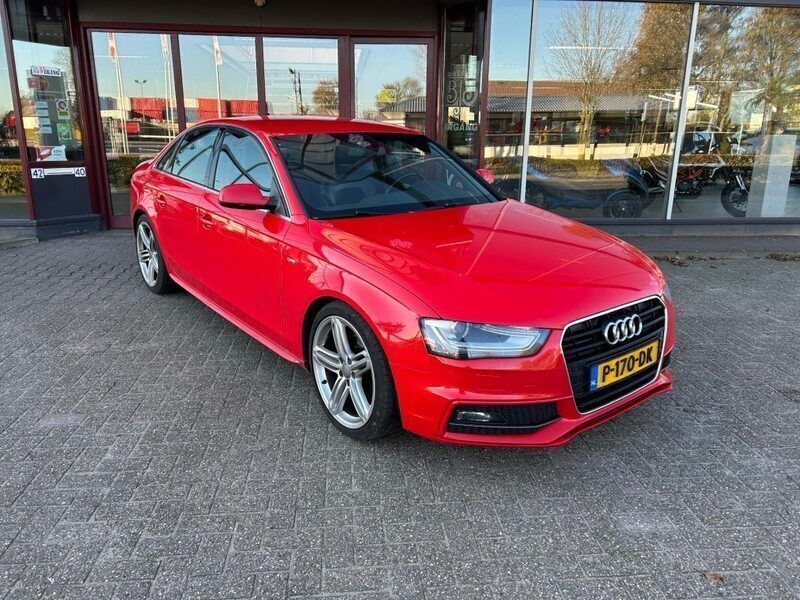 Rood Gebruikt 2012 Audi A4 Proline Sedan | € 7.999 (Eerlijke prijs) - Afbeelding 1/4