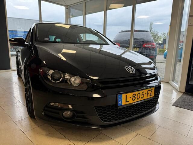 Zwart Gebruikt 2009 VW Scirocco Coupé | € 4.290 (Eerlijke prijs) - Afbeelding 1/4