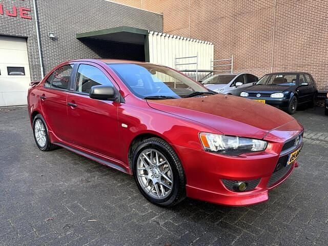 Occasion Mitsubishi Lancer Edition 109 PK (80 kW) 2009 Rood Sedan