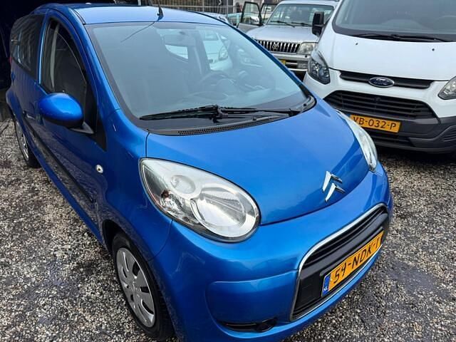 Blauw Occasion 2010 Citroën C1 Hatchback | € 3.250 (Eerlijke prijs) - Afbeelding 1/4