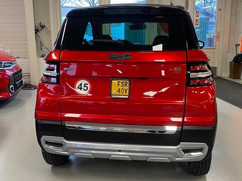 Occasion Ligier JS60 2024 Rood Hatchback