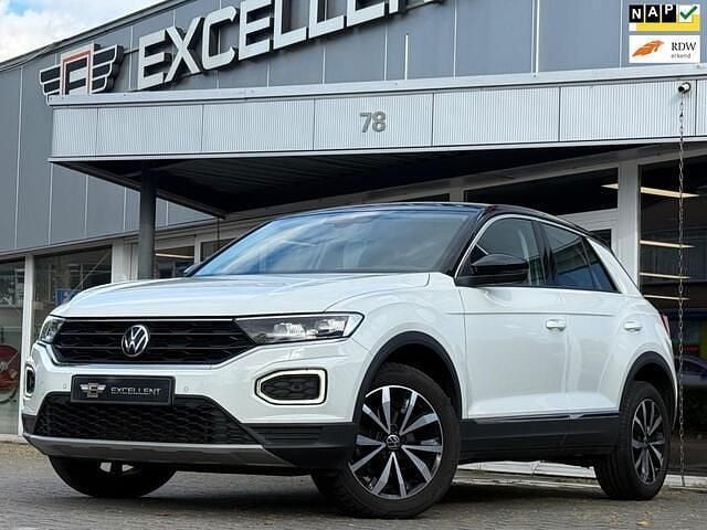 Wit Occasion 2021 VW T-Roc SUV | € 19.950 (Super prijs) - Afbeelding 1/4