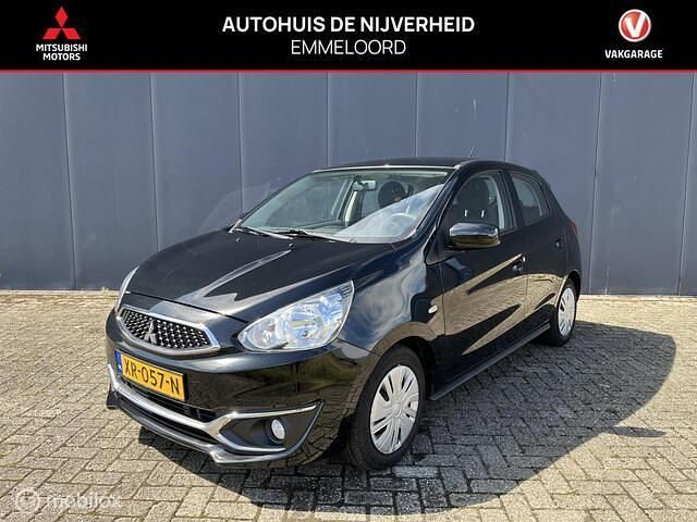 Zwart Gebruikt 2019 Mitsubishi Space Star Hatchback | € 8.950 (Eerlijke prijs) - Afbeelding 1/4