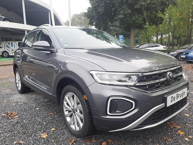 Occasion VW T-Roc Style 150 PK (110 kW) 2023 Grijs SUV