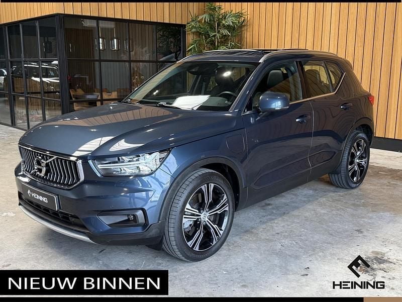 Blauw Gebruikt 2021 Volvo XC40 Inscription SUV | € 31.950 (Goede deal) - Afbeelding 1/4