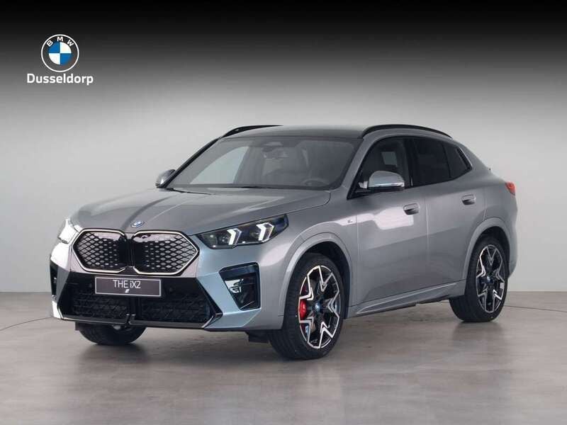 Zwart Nieuw 2025 BMW iX2 Comfort Edition SUV | € 63.448 (Eerlijke prijs) - Afbeelding 1/4