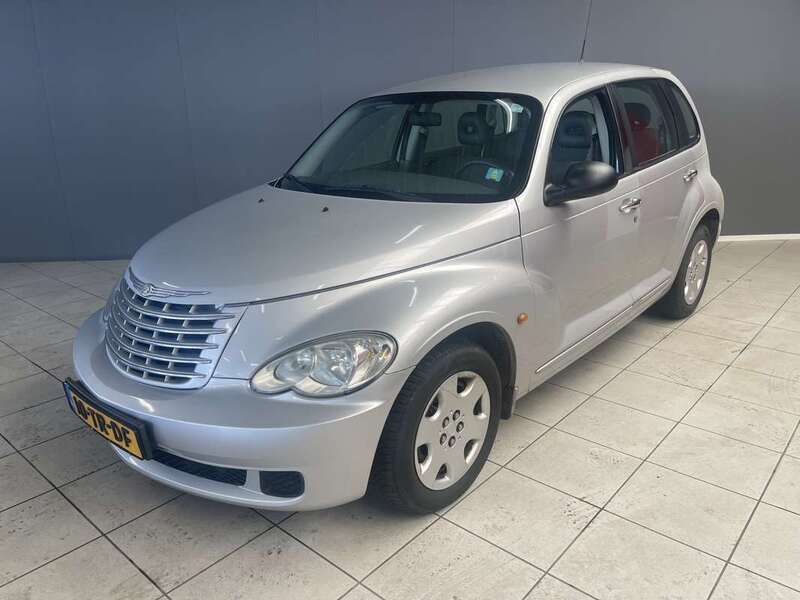 Grijs Gebruikt 2007 Chrysler PT Cruiser Clasic Hatchback | € 1.999 - Afbeelding 1/4