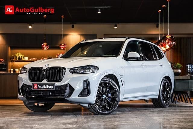 Grijs Gebruikt 2023 BMW X3 M Sport SUV | € 53.900 (Eerlijke prijs) - Afbeelding 1/4