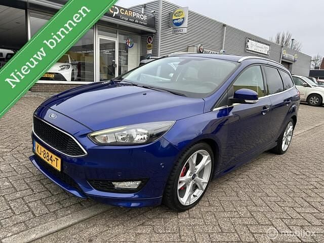 Blauw Occasion 2016 Ford Focus Sport Stationwagen | € 4.999 (Goede deal) - Afbeelding 1/4
